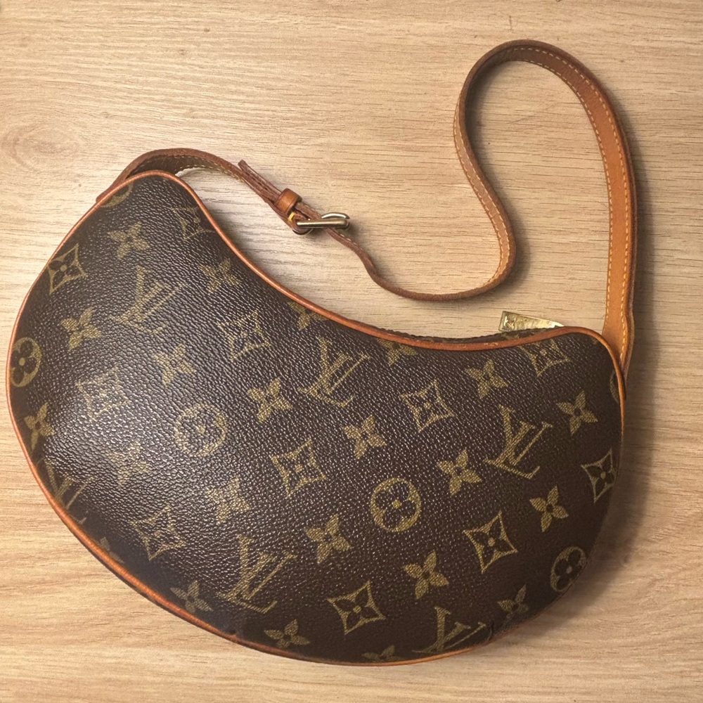 Louis Vuitton Monogram Croissant PM Shoulder